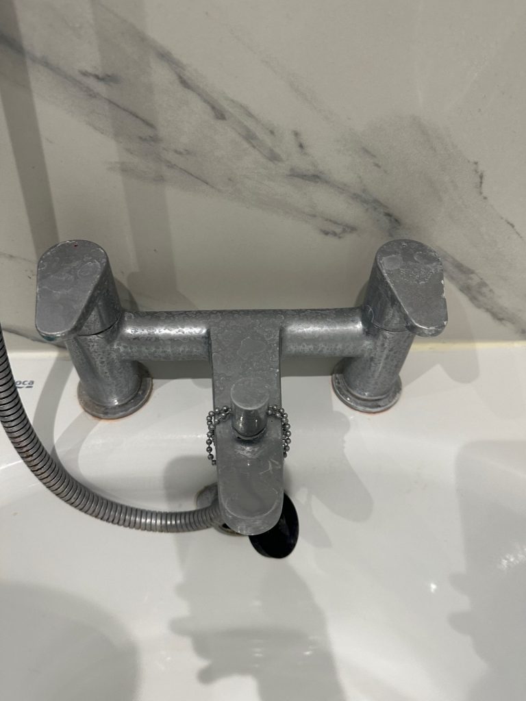 bath tap before clean